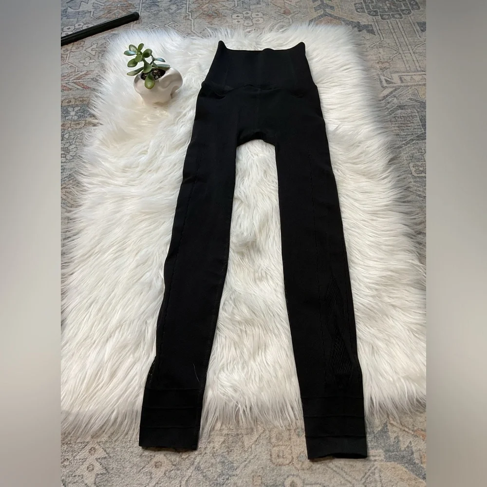 Free People High-Rise Full-Length Running Through My Mind Leggings - Picture 6 of 9